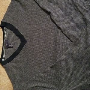 Men's V-Neck Gap Sweater